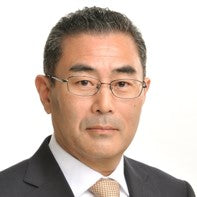 中島靖氏