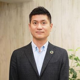 上野公嗣氏